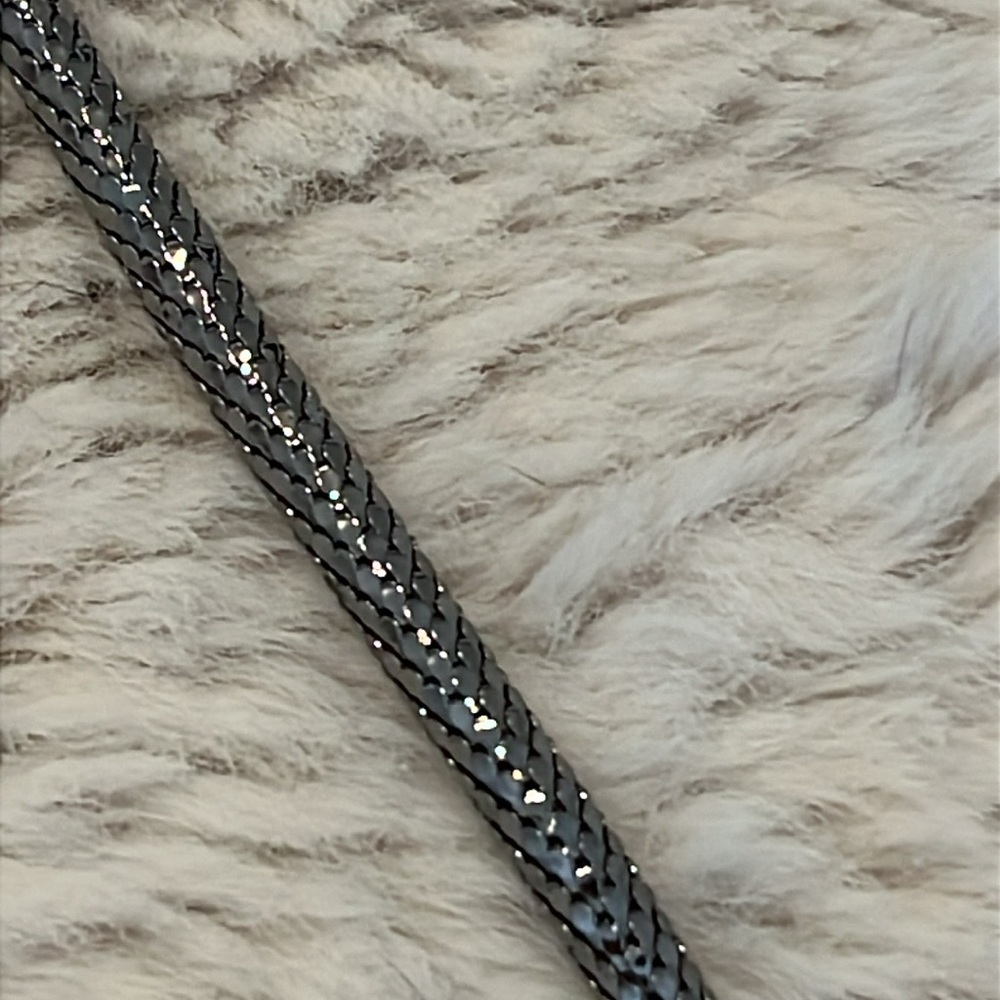 Gucci silver grey skinny metal rope belt 32” x .25” - Picture 4 of 6